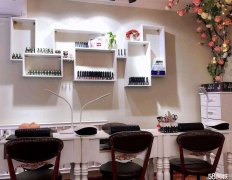 （成功案例）营业中精品美甲美睫店转让