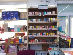 C5020店铺转让 昌吉市绿洲华庭大门口有超市转让