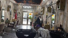 C5069营业中理发店转让