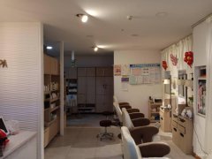 C5117店铺转让 昌吉市青年南路华东容锦商业街