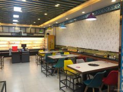 C5182店面转让 位于昌吉市长宁南路五彩新城小区