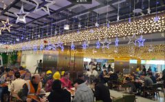 C5215博览中心大成尔雅负一楼美食城档口转让