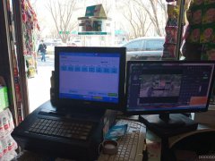 C5225店铺转让 昌运小区大门口第一家，商店转让