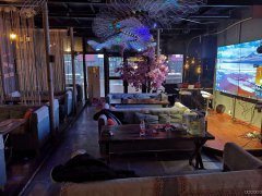 C5289昌吉市城南华东容錦商圈营业中音乐餐吧转让