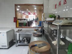 C5388米东区米东北路和仑台东路交接路口新装修营业中临街餐