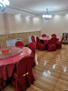 C5388米东区米东北路和仑台东路交接路口新装修营业中临街餐