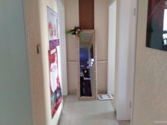 C5486店面转让 位于昌吉市长宁南路鸿泽大厦