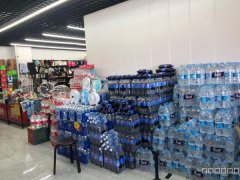 C5521昌吉学院宿舍楼下商铺招租