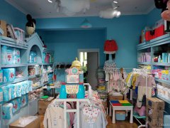 C5538店铺转让 昌吉市新加坡花园东区大门口