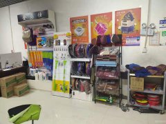 C5606呼图壁县园呼村政府对面金马仕汽车美容装饰营业中急转