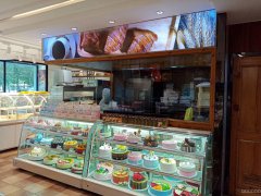 C5639昌吉市长宁南路江南小镇西院营业中蛋糕店转租均可以