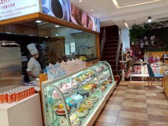 C5639昌吉市长宁南路江南小镇西院营业中蛋糕店转租均可以