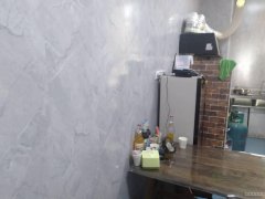 C5685店面转让 位于昌吉市南五工路水木融城小区