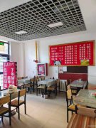 C5717昌吉市滨河北路和谐牡丹园大型小区临街公交车站旁加盟