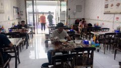 C5708木材厂信中农贸市场门口餐厅转让