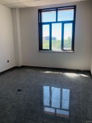 C5745写字间招租