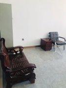 C5745写字间招租