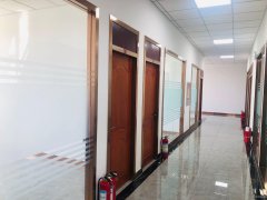 C5745写字间招租