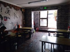 C5751店面转让 位于昌吉市建设路回民小吃街附近