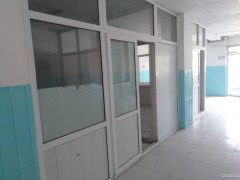 C5786门面出租 位于昌吉市解放路与红旗路交汇处