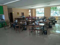 C5831泰山街280号抓饭店转让