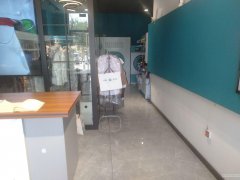 C5878店面转让 位于昌吉市特变世纪广场南门