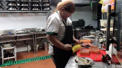 C5889新天润串串火锅店转让