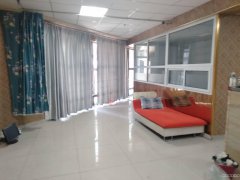 C5901店面出租 位于昌吉市青年南路华东容锦酒店