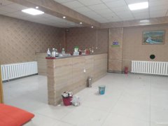 C5901店面出租 位于昌吉市青年南路华东容锦酒店