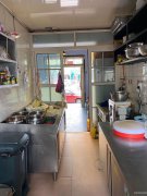 C5919昌吉市北京北路东方酒店旁沿街小索黄面烧烤店转让