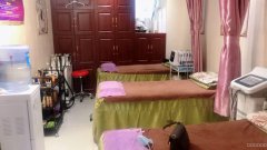 C5925米东区香缇美地妆品店转让