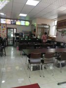 C6017店面转让  位于北京北路昌吉学院门口第一家营业中