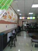 C6017店面转让  位于北京北路昌吉学院门口第一家营业中