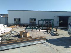 C6048厂房出租 位于昌吉市中山南路科三考场附近厂房