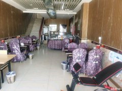 C6122店面转让 位于吉木萨尔县五彩湾地区餐饮店面