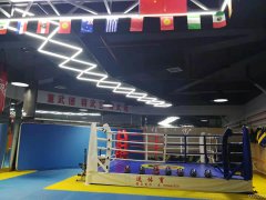 C6131店面出租 位于北京路与塔城路交叉路口