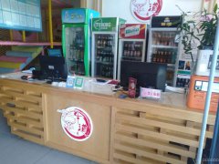 C6149店面转让 位于昌吉市南公园西路繁华地段