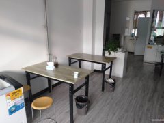 C6197店面转让 位于昌吉市青年北路龙源超市附近