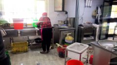 C6202米东区公务员小区C区转盘餐厅转让