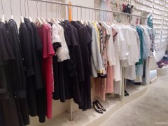 C6302店面转让 位于昌吉市延安北路东方广场附近