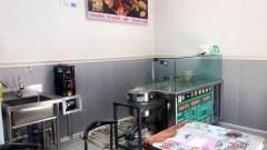 C6345米东区古牧地西路511号人民公园边上小吃店低价转让