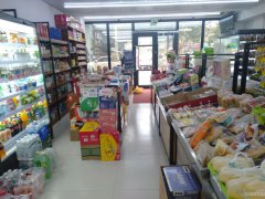 C6372店面转让 位于昌吉市文化东路翡翠园小区