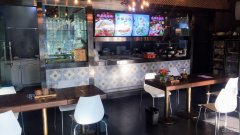 C6401米东区碱沟西路特变．阳光绿景餐厅转让