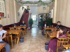 （成功案例）C6464店面转让 位于昌吉市中山路金城维也纳小