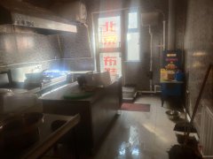 C6512店面转让 位于昌吉市大西渠老政府桥头处