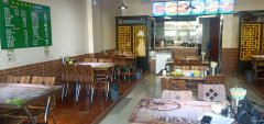 C6516餐厅转让 昌吉市健康东路河畔佳园大门口