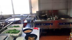 C6527迎宾路机场民航小区美食街餐厅转让