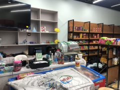 C6620昌吉学院宿舍楼下摊位出租