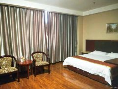 C6635商业楼出租转让 位于昌吉市长宁南路华尔兹附近