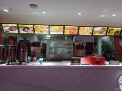 C6665店面转让 位于昌吉市北京北路银杏广场附近